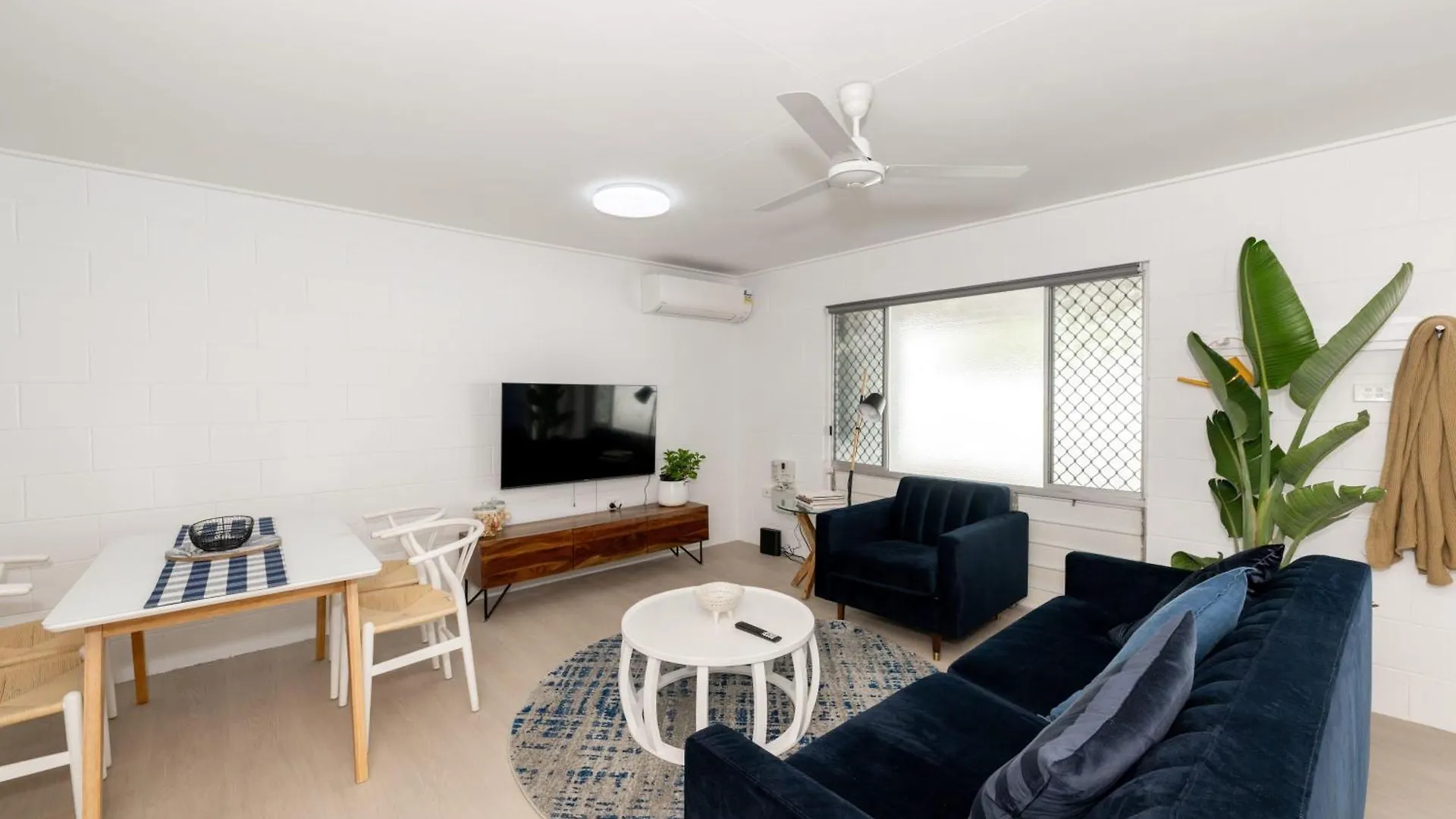 2-Bedroom Charm Near Mater Hospital Pimlico Aitkenvale