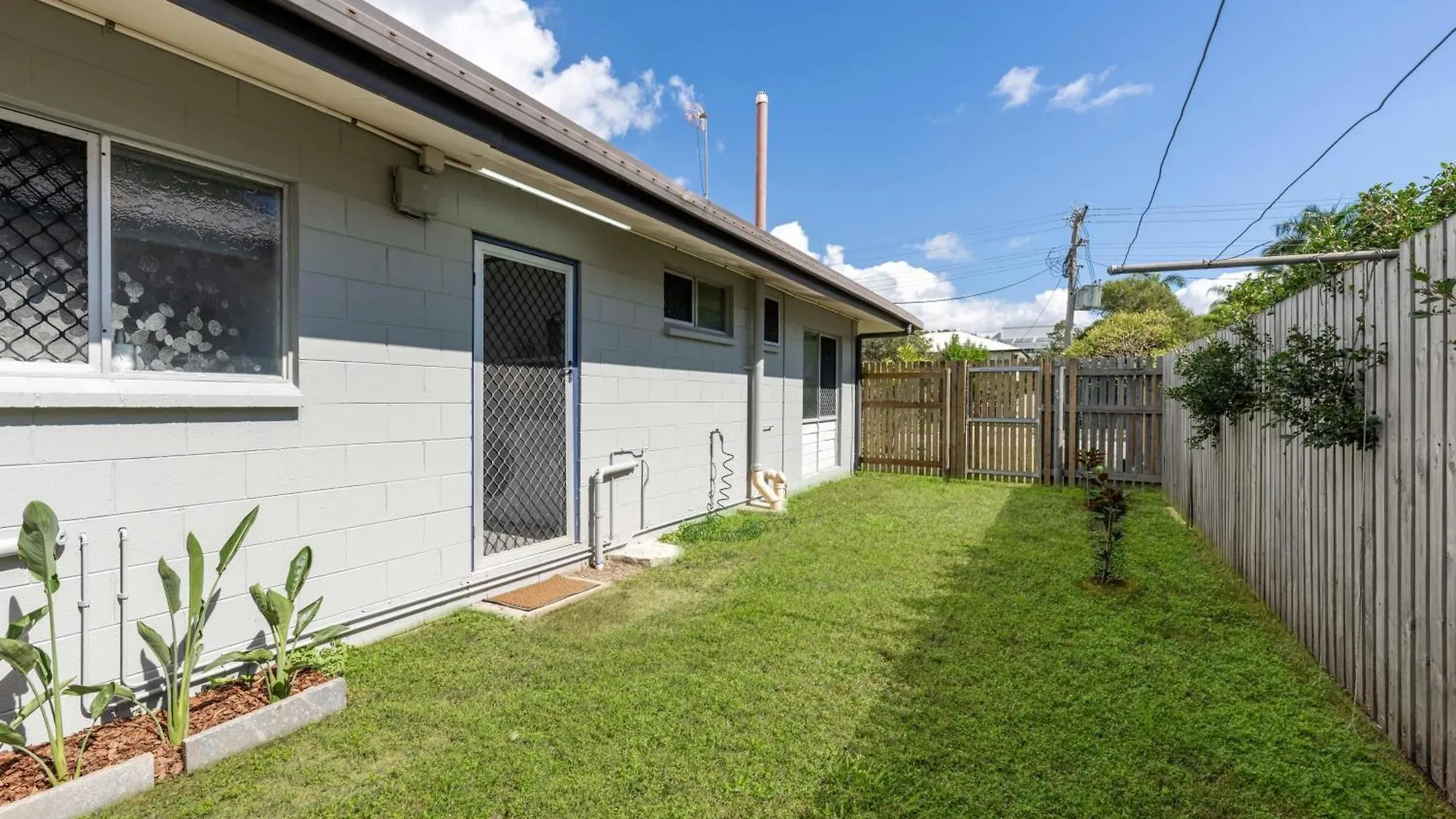 2-Bedroom Charm Near Mater Hospital Pimlico Aitkenvale Australien